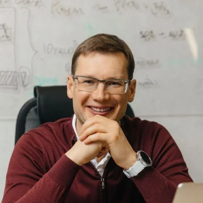 Илья Макаров