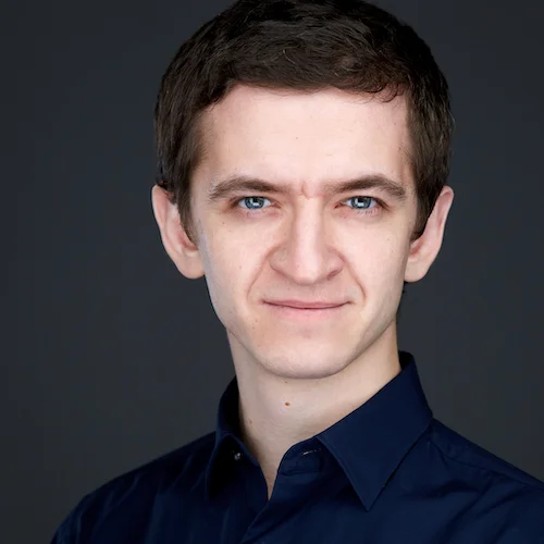 Олег Чернов