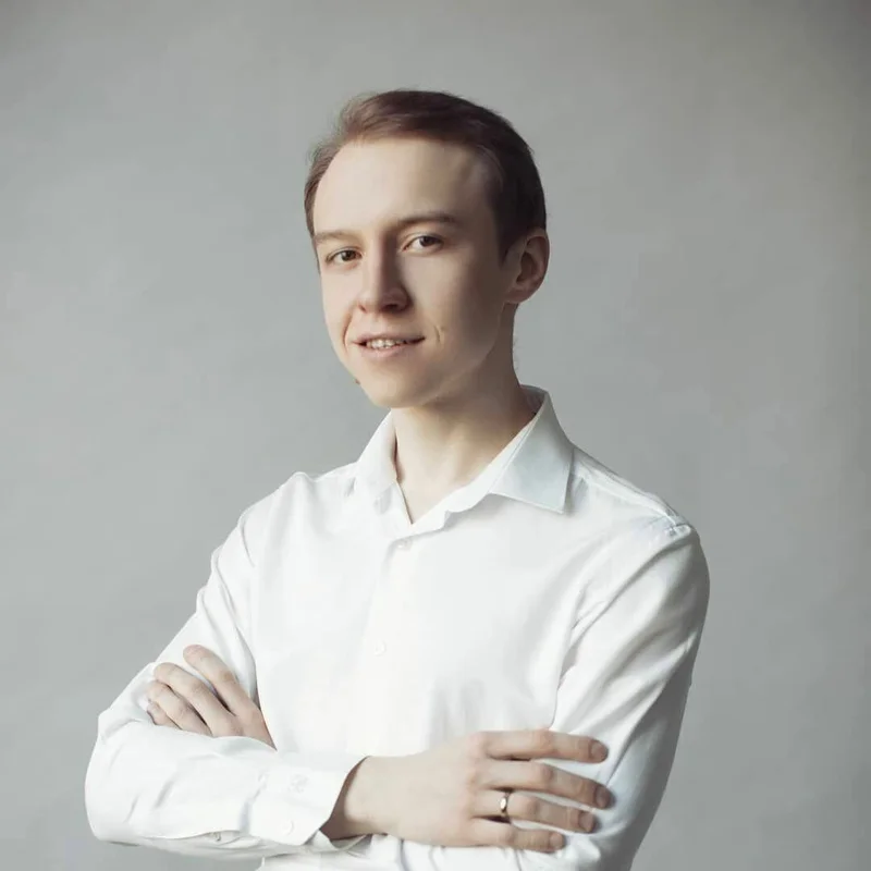 Игорь Закоморный